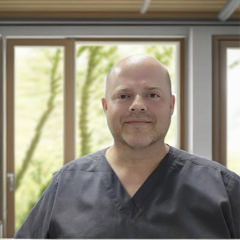 Dr. Calvin Nelson